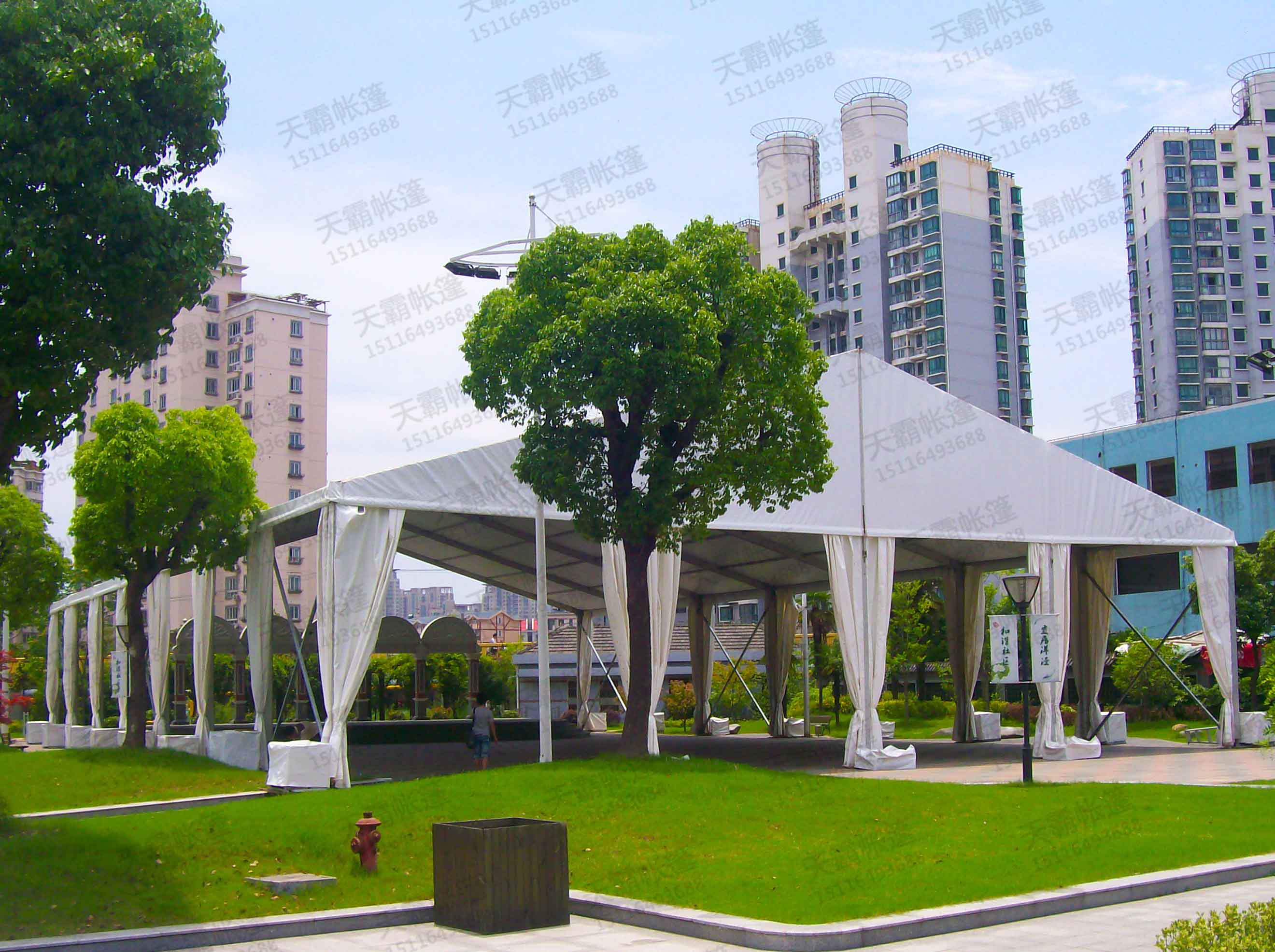 購(gòu)買戶外篷房不會(huì)選？天霸帳篷教您幾招！