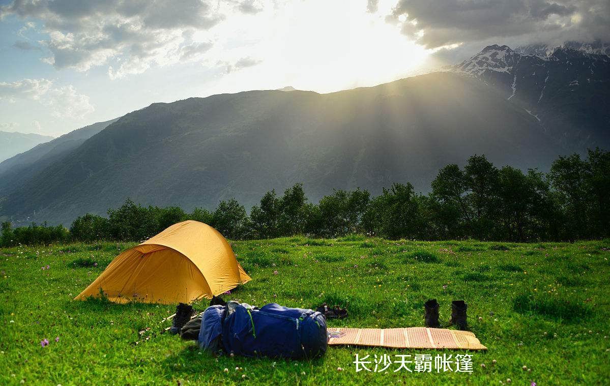 不同款式的睡袋，總有一款適合你